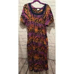 Daffodil Women's Size L Dress Orange Purple Black Print Short Sleeve Pockets